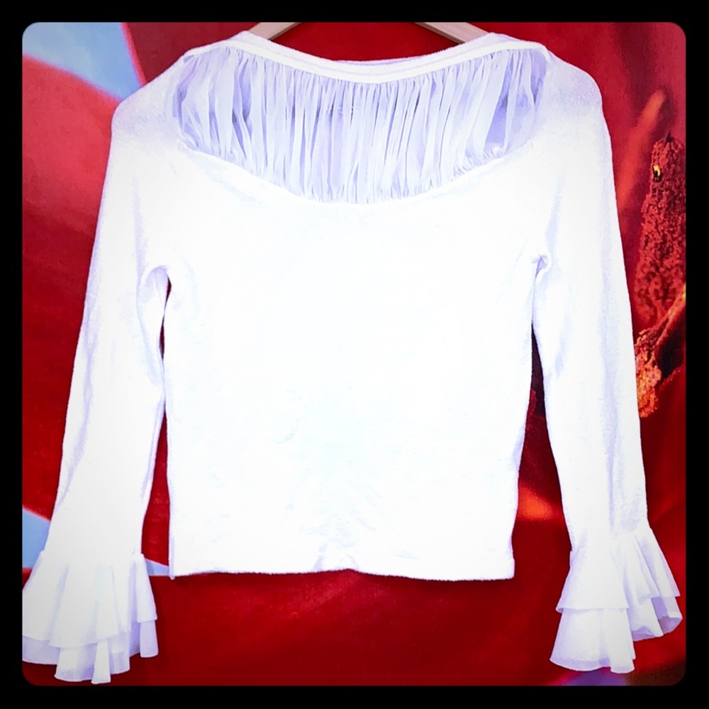 💥TOPS SALE💥 NWOT MISS PARIS TOP IN WHITE